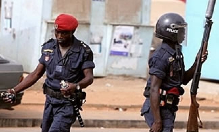 Police hinder Senegalese station’s coverage of violent protests over prices