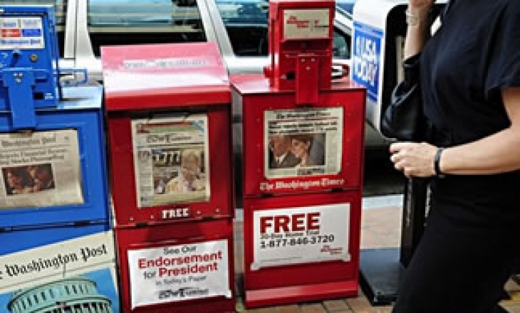 US economic crisis catches up with newspapers, online ad revenues down