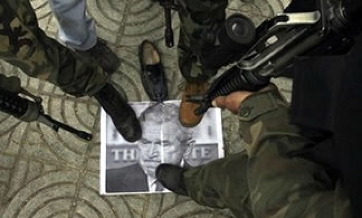 Protests held all over Middle East demanding release of show-throwing Iraqi TV journalist