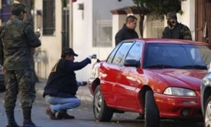 Narcotraffickers attack Televisa, Mexico's top TV network; issue warning over coverage