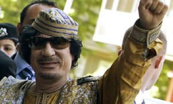 Three Moroccan newspapers fined for defaming Libya's Qaddafi and injuring his dignity