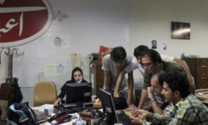 Iranian newspaper that reported of rape and torture of detainees banned from newsstands