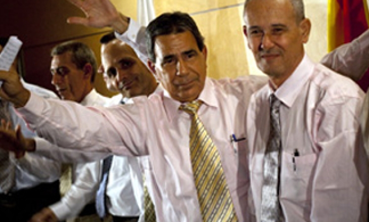 Six freed Cuban journalists arrive in Spain