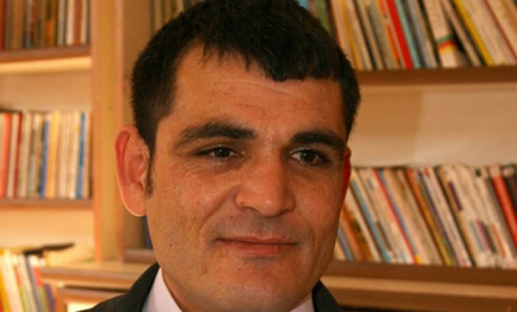 Kurdish journalist serving 166-year jail term wins press freedom prize in Turkey