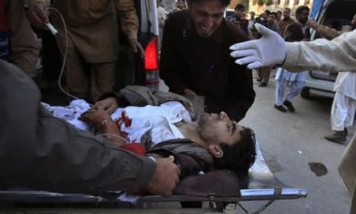 Pakistan: Two reporters among over 40 killed in Taliban suicide bombing