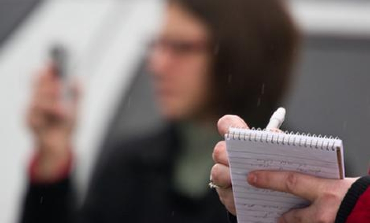 Freelance journalists in US make $25,000-30,000 a year