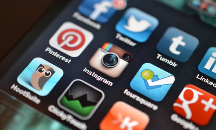 In Australia, social media is damaging the art of conversation In Australia, social media is damaging the art of conversation