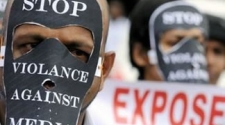 Sri Lankan newspaper editor accused of helping rebels, press freedom groups rebut claims