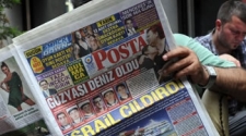 Israeli forces detain journalists aboard humanitarian flotilla