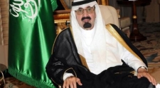 Saudi journalist held for critical article on royal family
