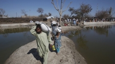 No arrests after shooting attack on TV crew covering Sindh flooding