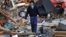 Malaysian daily apologises for insensitive cartoon on tsunami