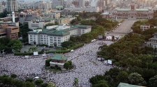 Journalists obstructed as police use force at Taiwan protest