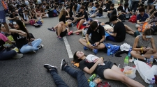 Hong Kong: New cases of censorship and self-censorship