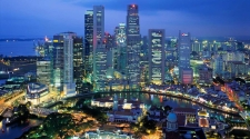 Space narrows for online news media in Singapore