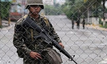 After Honduran coup, reporters detained, signals blocked as Army blackout continues