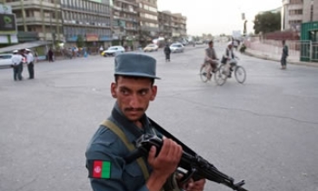 Afghanistan bans violence coverage during Presidential poll, tells journalists to avoid attack sites