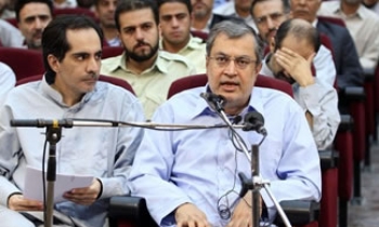 Iran charges journalists with 'lying' as mass trial of dissidents gets under way