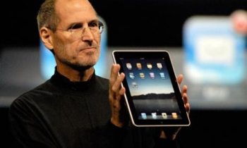 iPad news apps may hit US newspaper print subscriptions in 2011