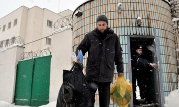 In Belarus, more newsroom raids as crackdown continues