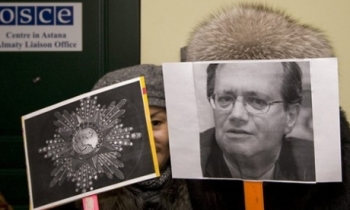 Copies of opposition weekly seized in Kazakhstan, journalists arrested