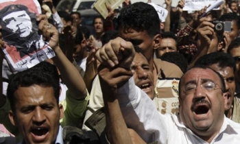 Journalists attacked while covering anti-government protests in Sana'a