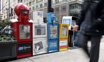 Newspaper ads in US sagged to a 25-year low in 2010
