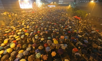 Chinese authorities censor reporting from pro-democracy protests in Hong Kong