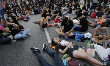 Hong Kong: New cases of censorship and self-censorship